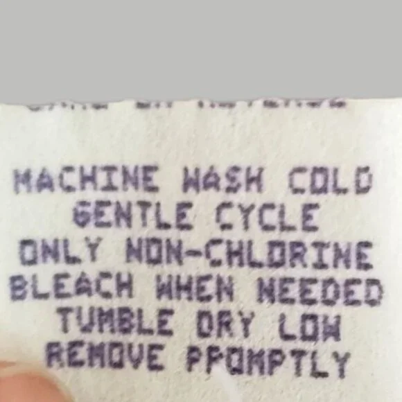 Cricket Lane  Vtg Sweater With Black Embroidery & Faux Buttons Pink/black Large - Picture 9 of 10